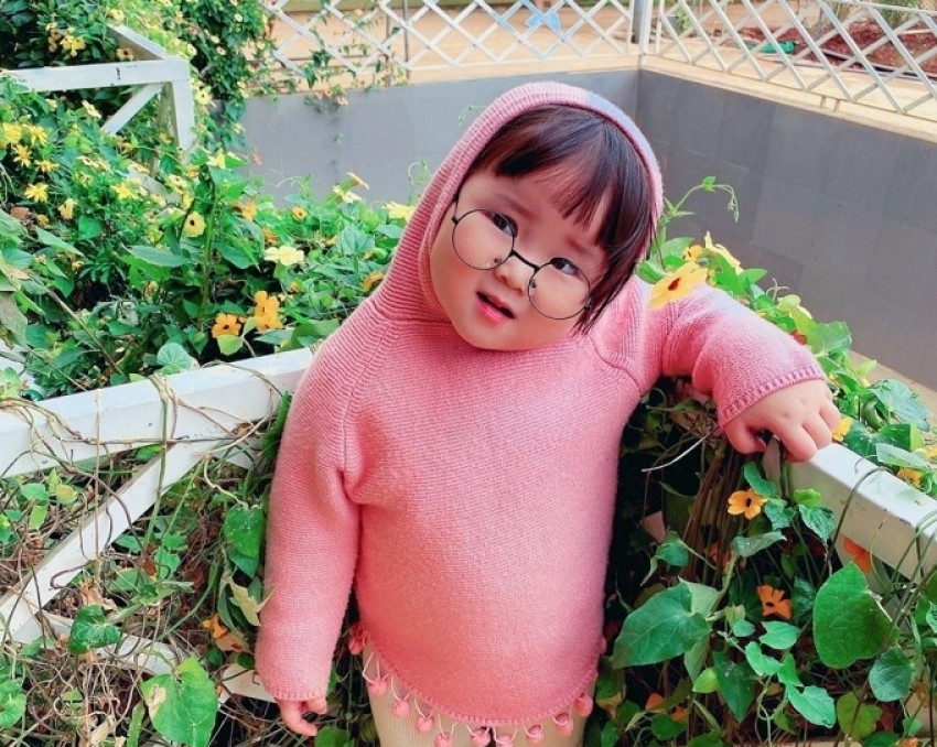 Chuyến du lịch Đà Lạt đầu tiên đầy thú vị của cô bé hai tuổi